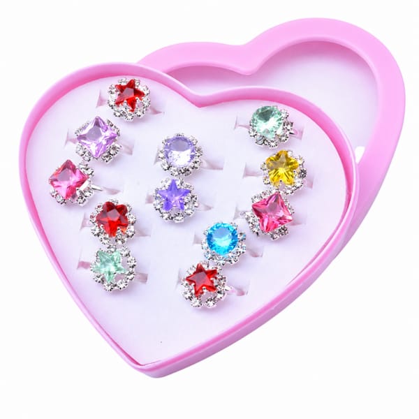 Caja de Anillos Forma Corazon x12 Anillos CON DISEÑOS VARIADOS